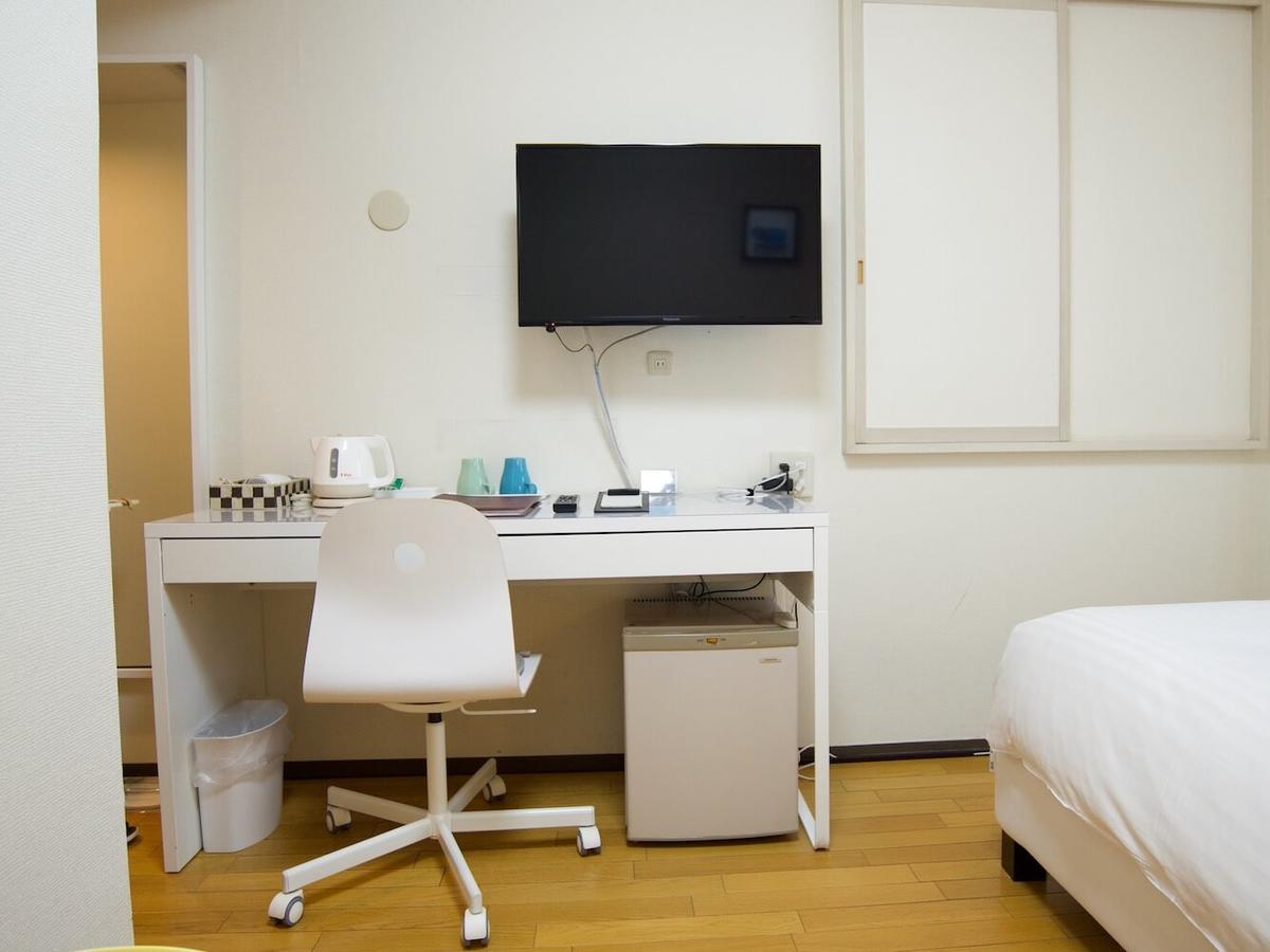 Smile Hotel Ацуги Екстериор снимка