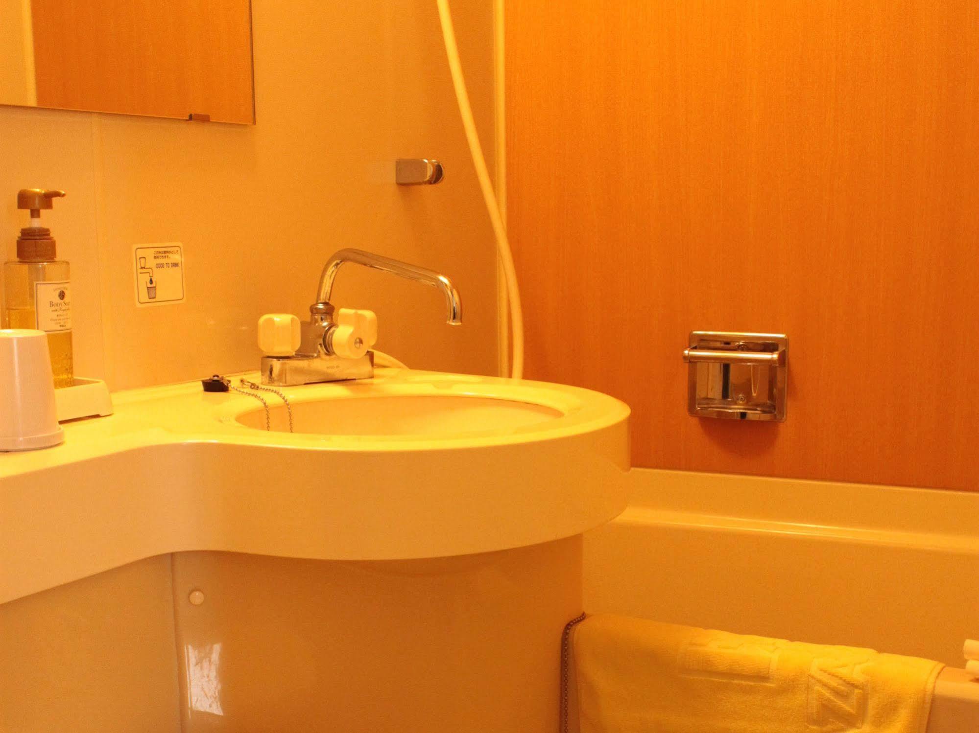 Smile Hotel Ацуги Екстериор снимка